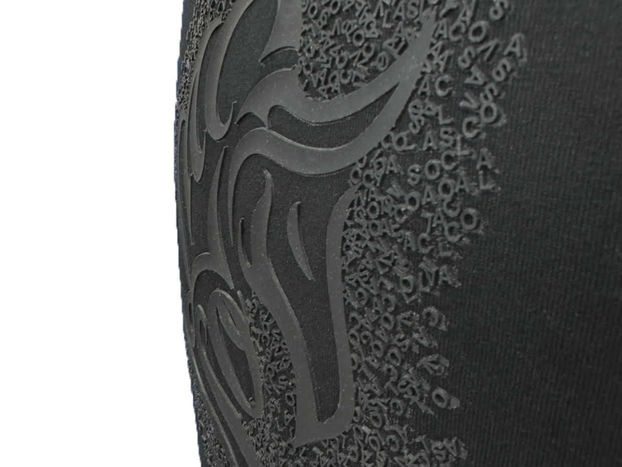 NEW CAVALEIROS. エリート3Dエンブレム Tシャツ Black