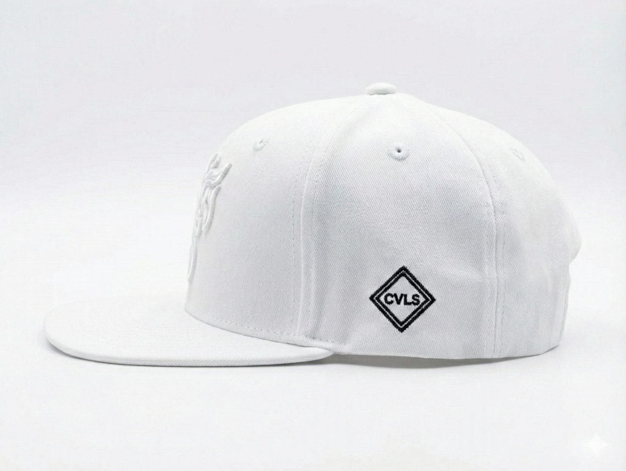 【勝利の女神キャップ】CAVALEIROS.ORIGINAL シグネチャー・キャップ / White logo mark