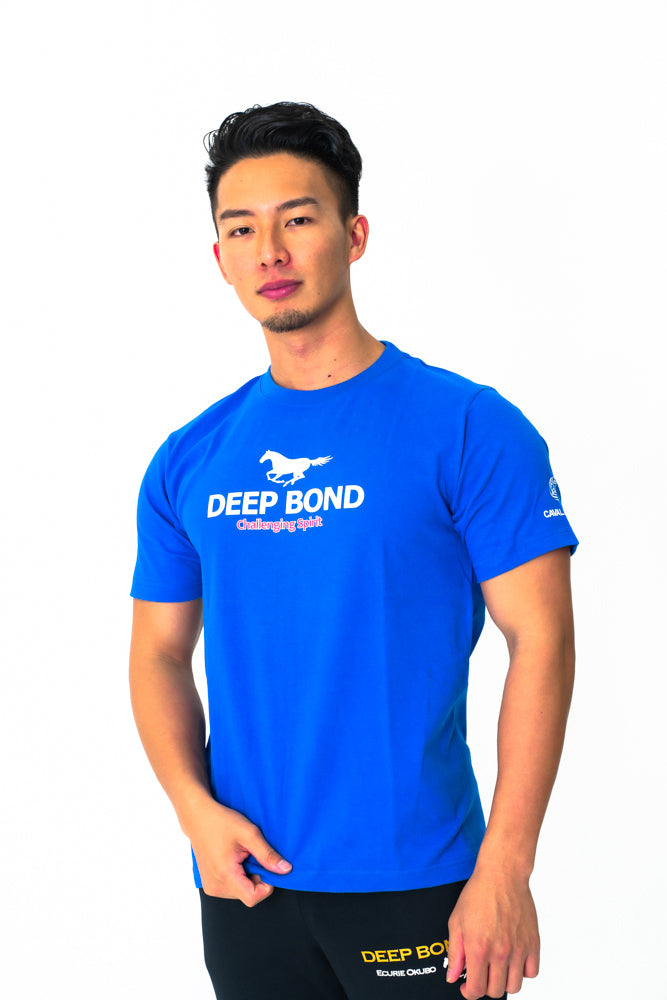 【ディープボンド】凱旋門賞公式 DEEPBOND 絆” Version 2022 スタッフ Tシャツ(RoyalBlue)