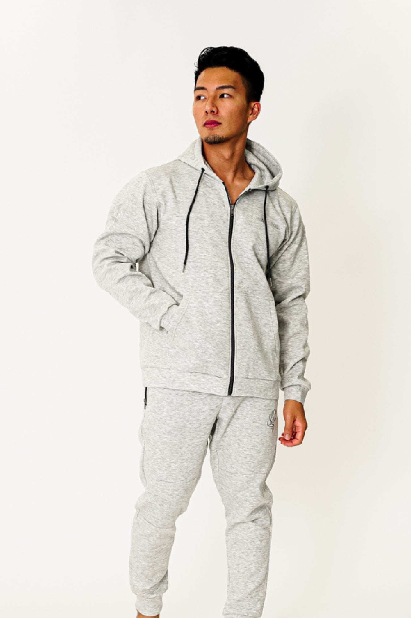 40%OFF【CAVALEIROS】スウェット(パーカー&パンツセット)OFFICIAL JOCKEY’S SWEAT GRAY&SILVER