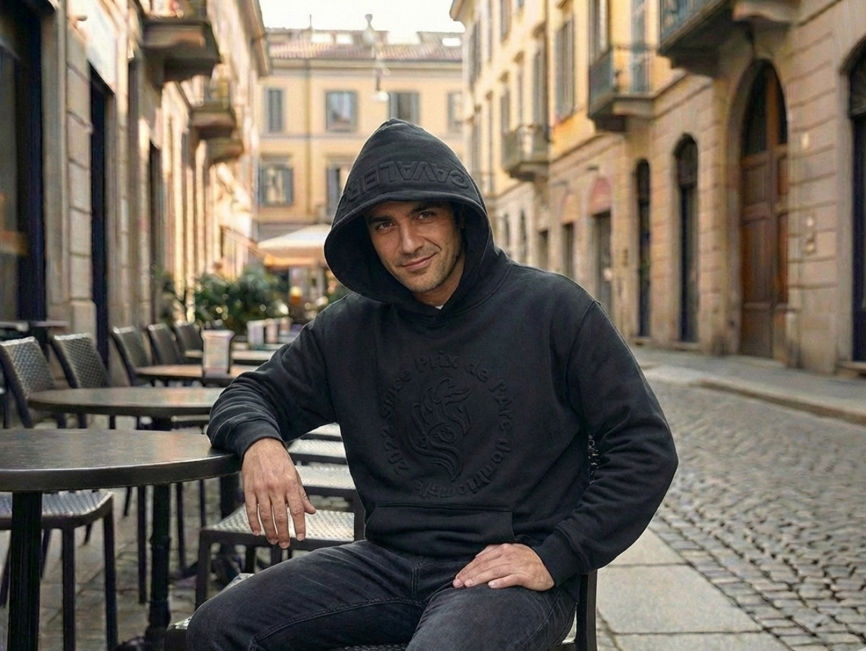 NEW【CAVALEIROS.】3Dロゴグラフィック厚手パーカー Black