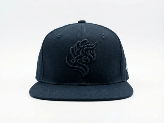 50%OFF【勝利の女神キャップ】CAVALEIROS.ORIGINAL シグネチャー・キャップ / Black logo mark