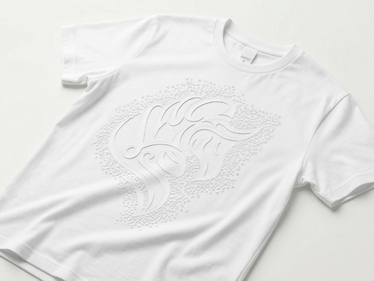 【CAVALEIROS.】エリート3Dエンブレム Tシャツ White